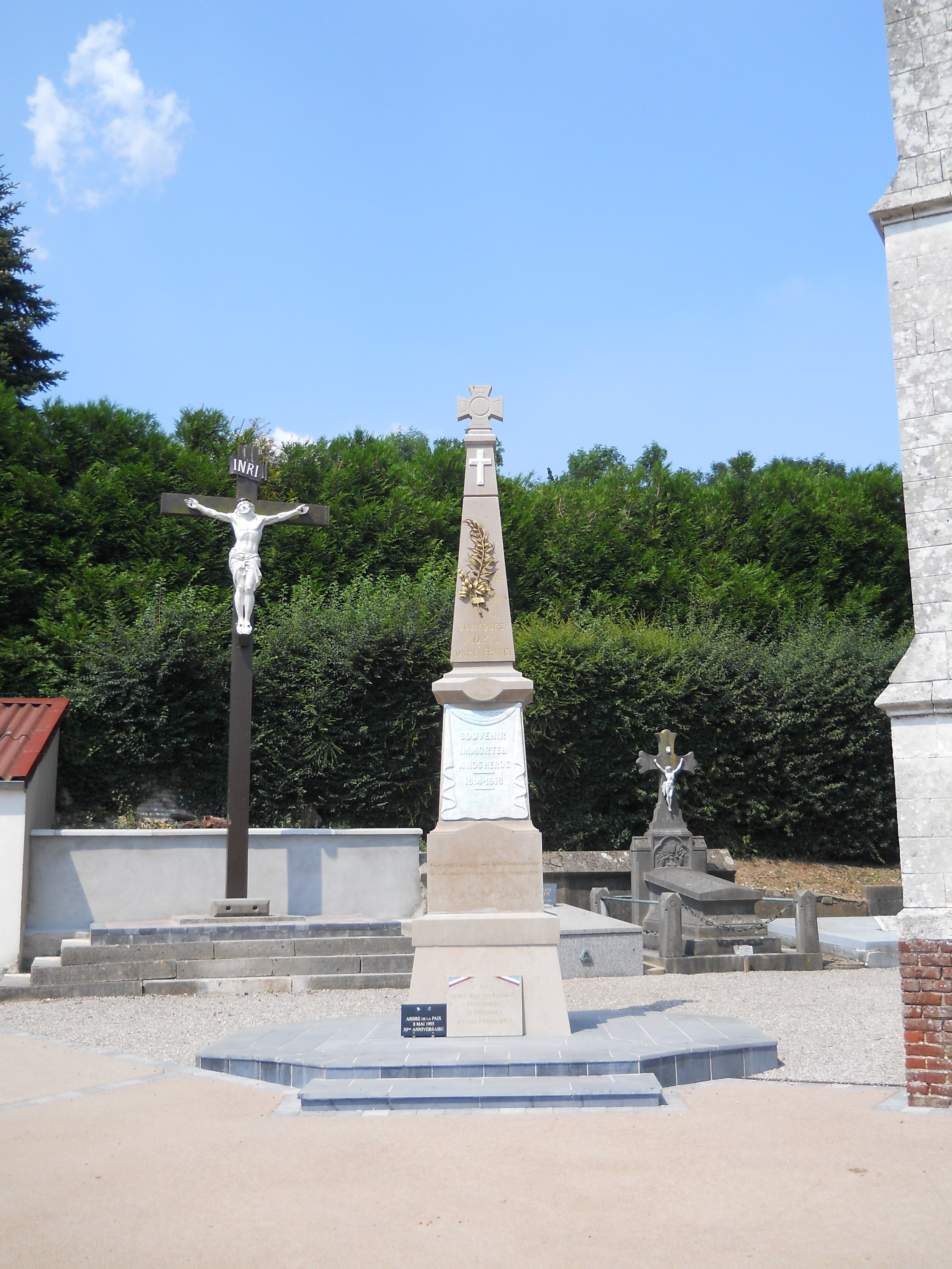 Monument rénové (1)